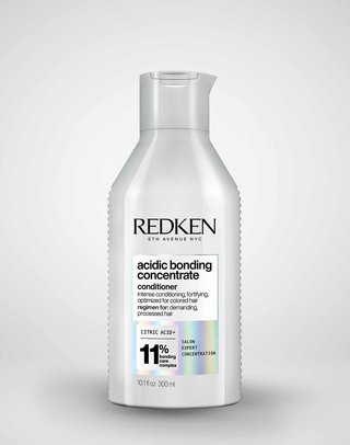 Acidic Bonding Concentrate Conditioner Redkeniltä